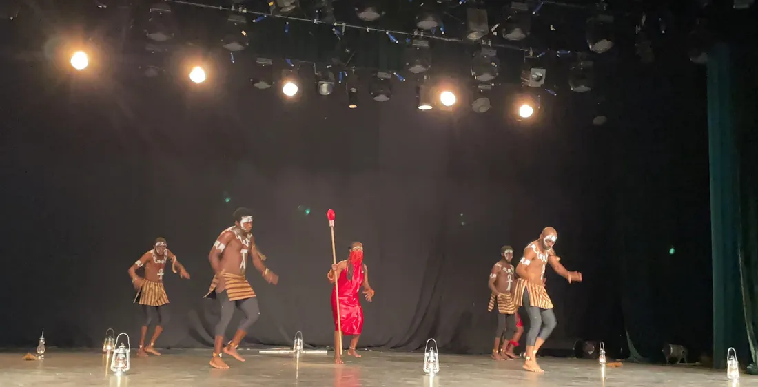 Côte d’Ivoire/MASA 2022 : La troupe artistique Tammundé AM nous présente ‘Bà Bàn’ 
